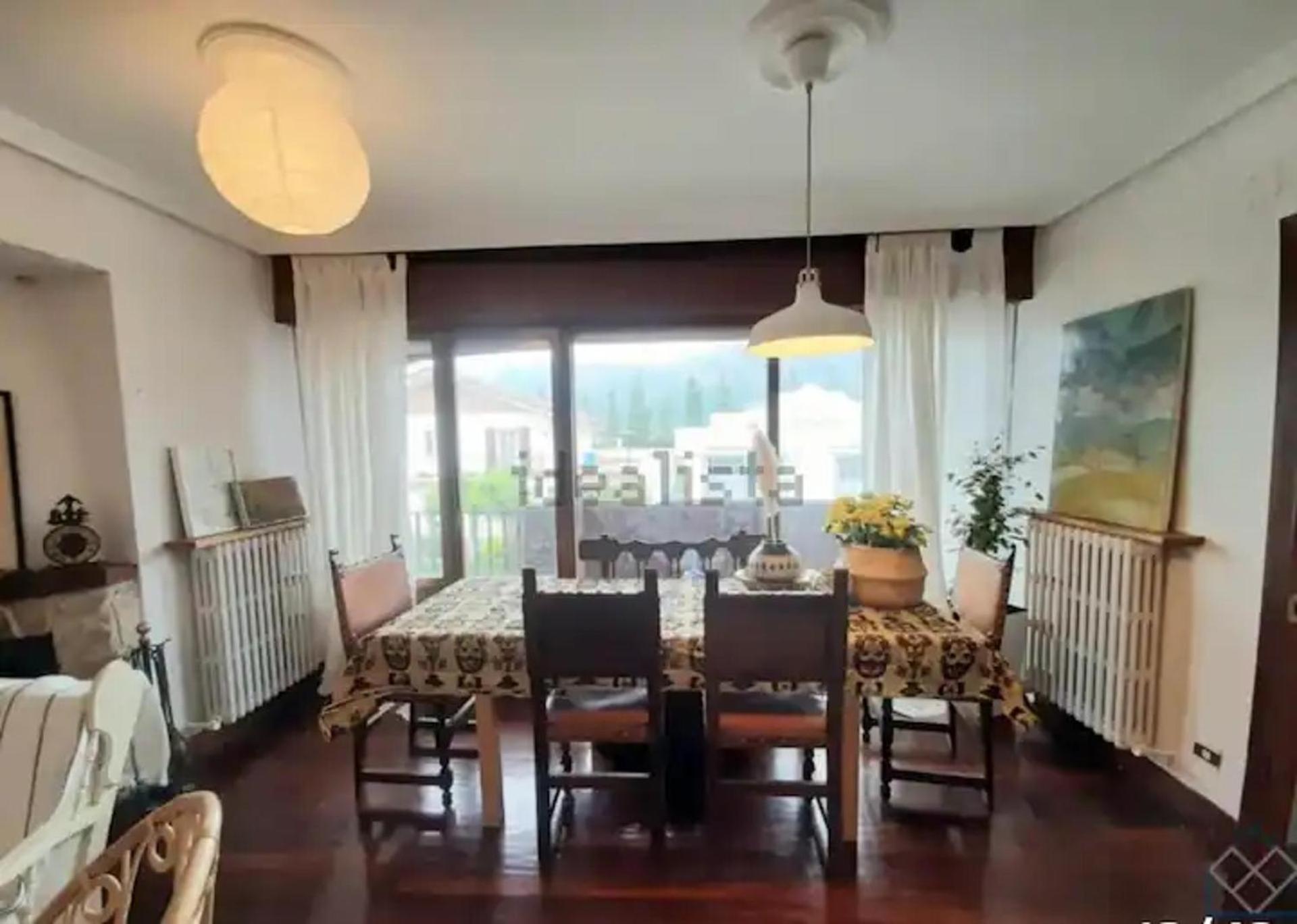 3-Bed Artist Chalet Near San Sebastian Sleeps 6 Arruazu Extérieur photo